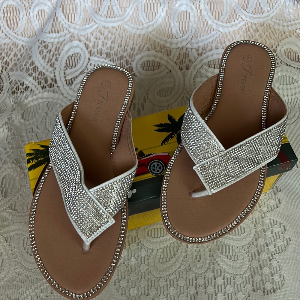 Forever slides size 7.
